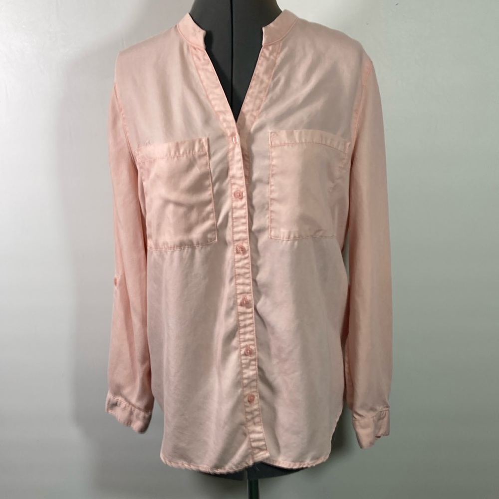 Chico’s Top Women Size 1 (8/10) Pink Button Front Long Tab Sleeves